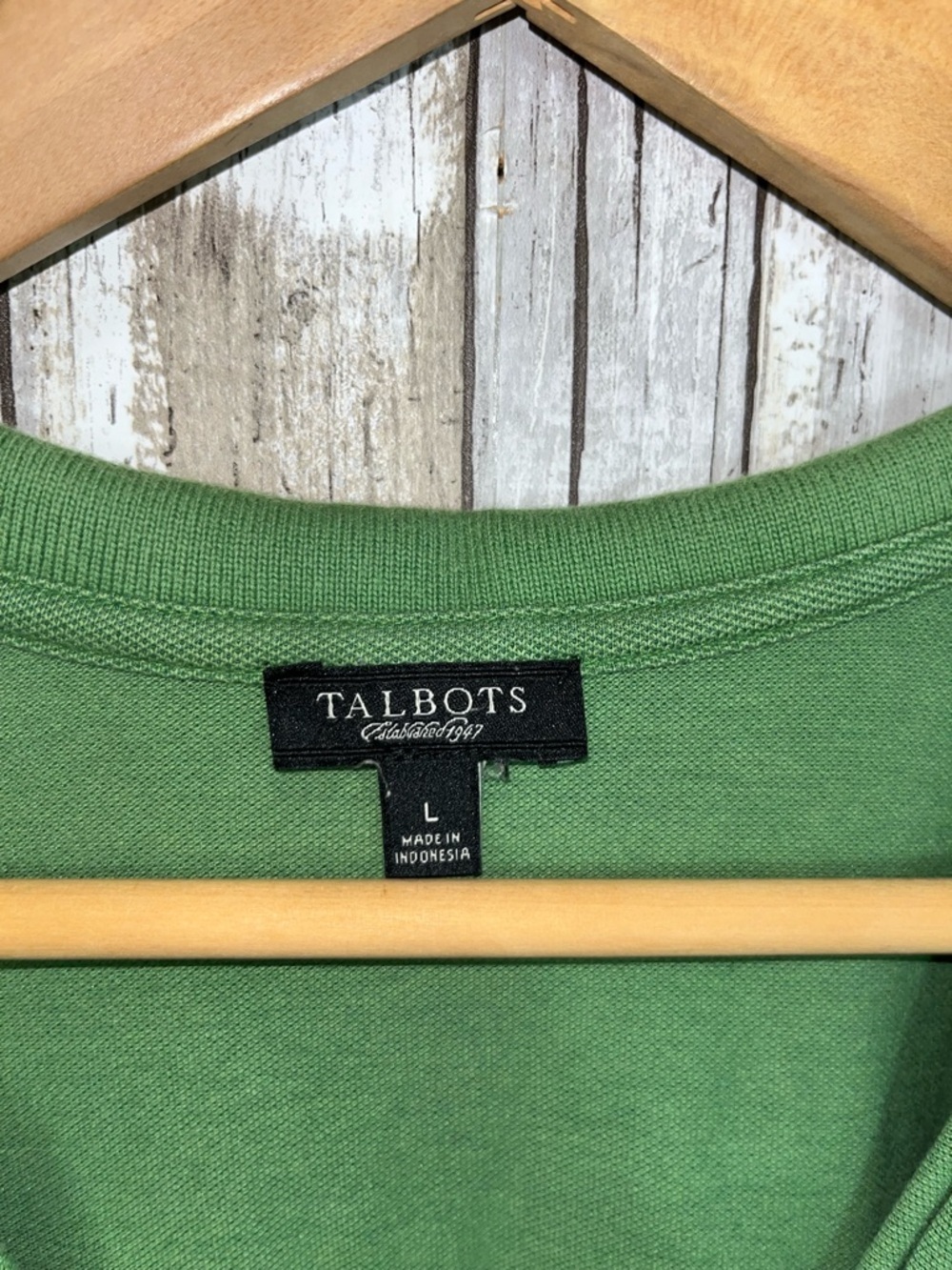 Talbots Green Ruffle V-Neck Polo Top Women’s Large Stretch Knit Shirt - Picture 4 of 4